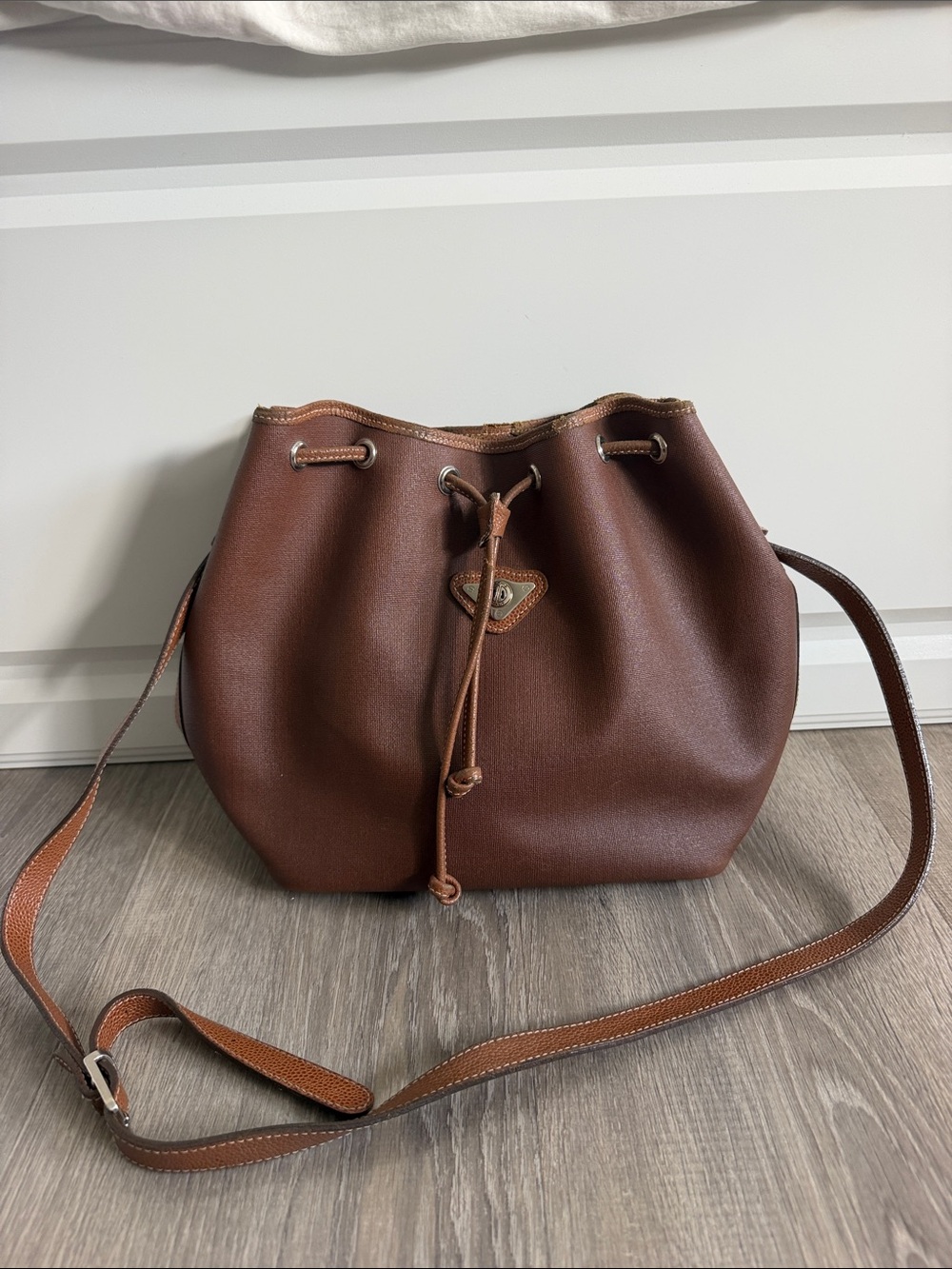 VINTAGE Renoma Paris Pebbled Leather Drawstring Crossbody Bag